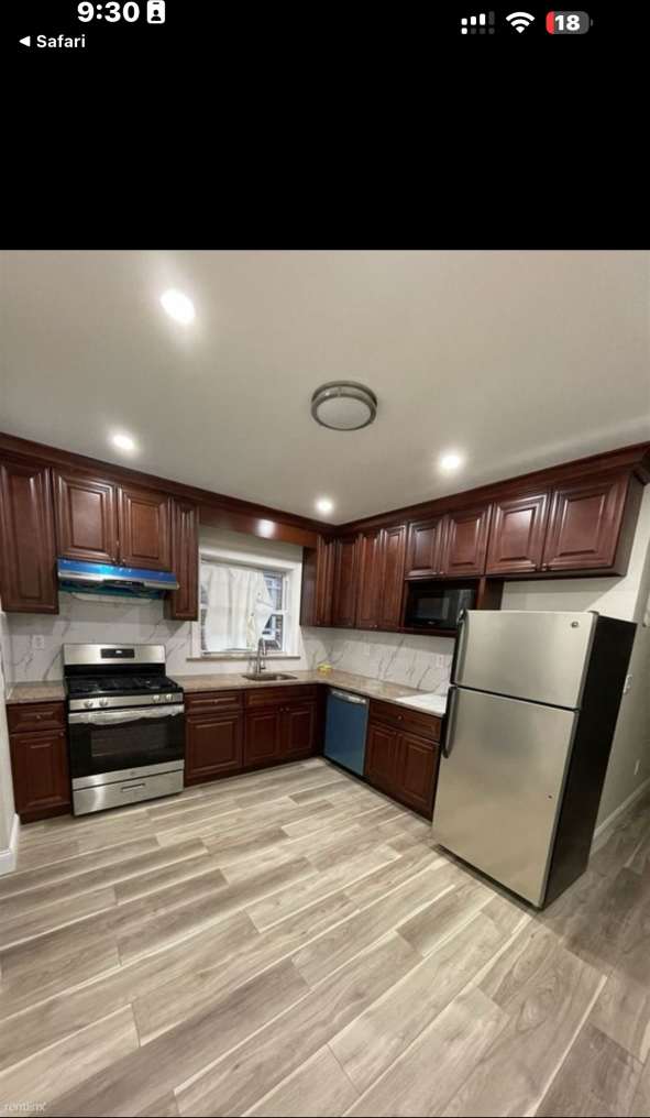 61-21 Bell Boulevard