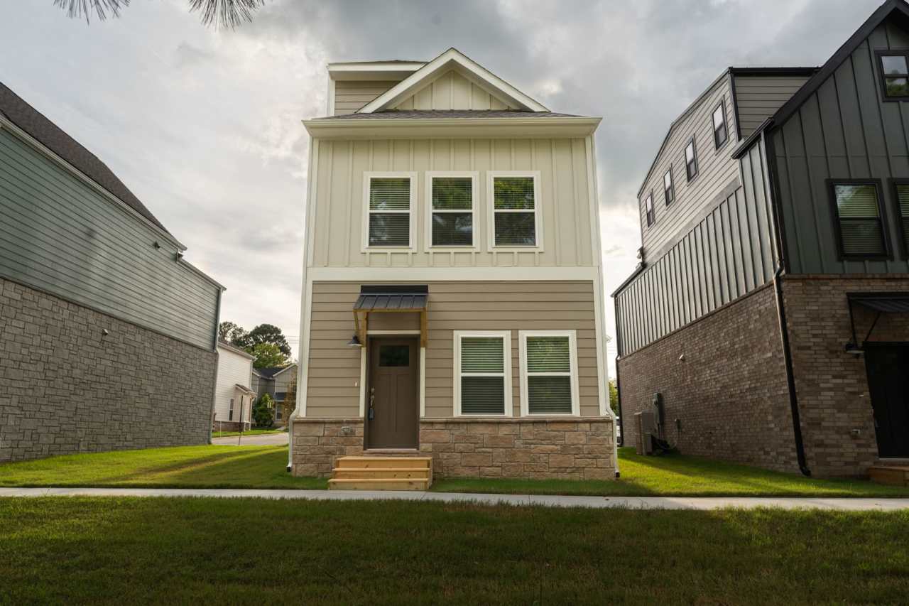 Brand New 2 BR Townhomes