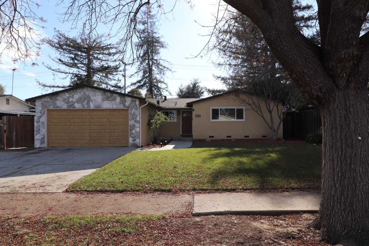 1086 Springfield Drive