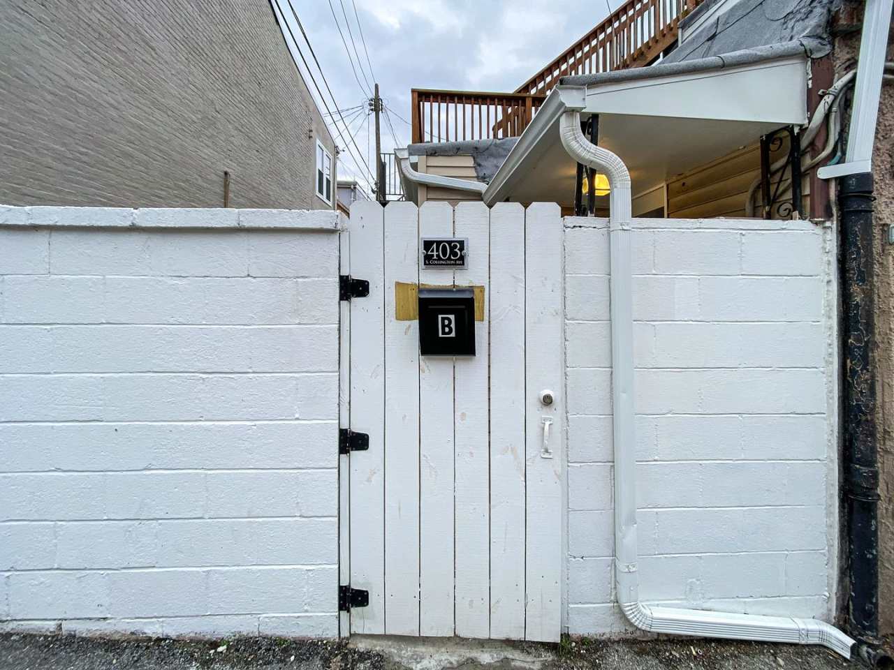 Sophisticated Comfort: Stylish 2-Bedroom Home