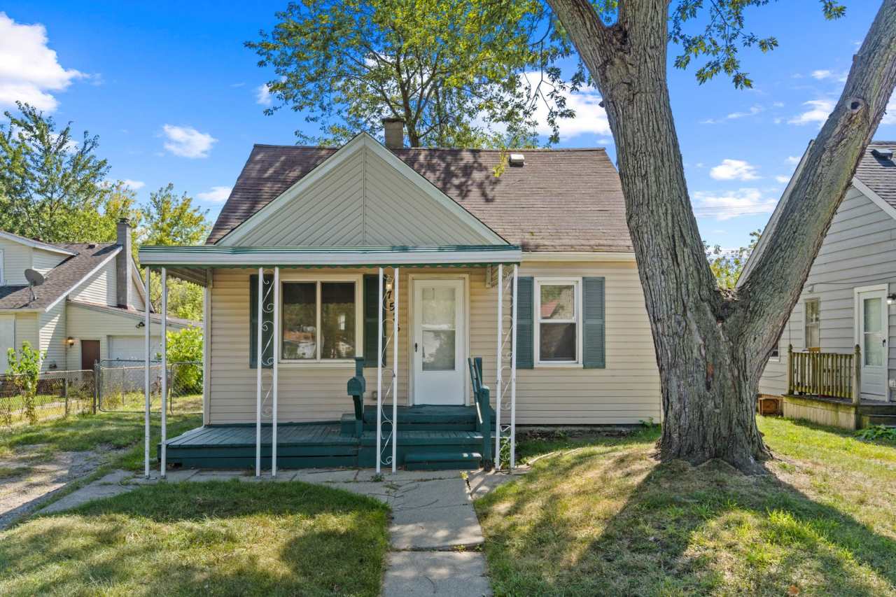 3-Bedroom, 1-Bathroom Home for Lease!