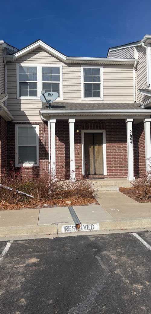 Great 2 Story Townhome!