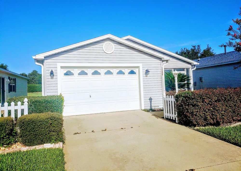 17400 SE 82nd Roslyn Ct