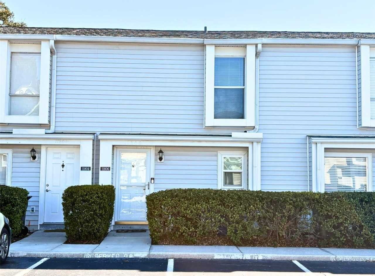 11806 CYPRESS HILL CIRCLE