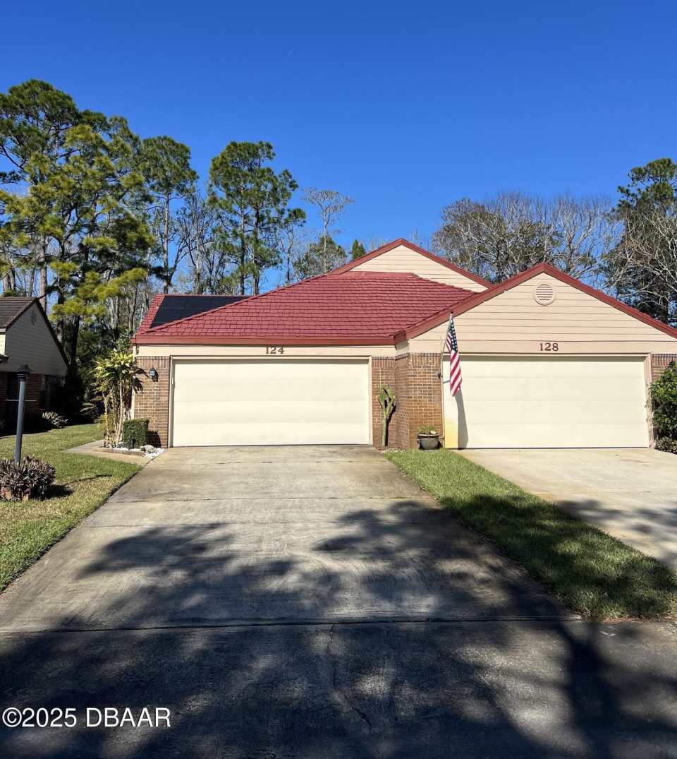 124 Sand Thrush Court