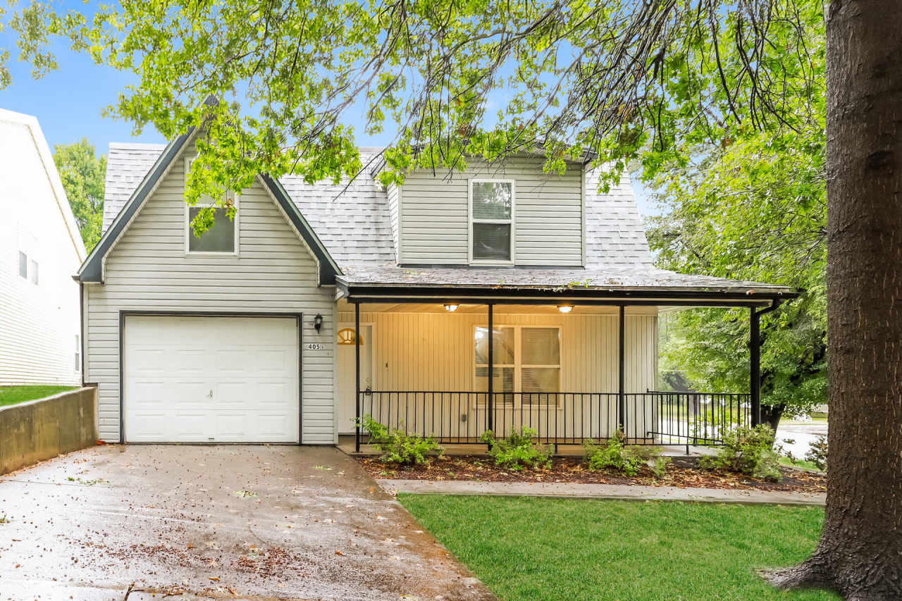 405 Kickapoo Street - B