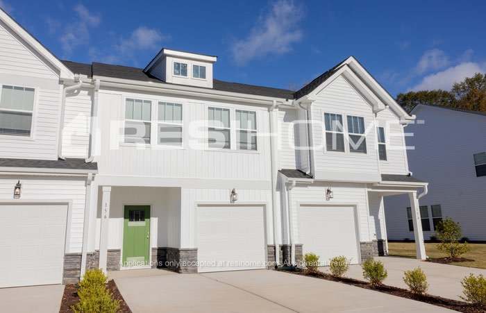 111 Brooklet Trail