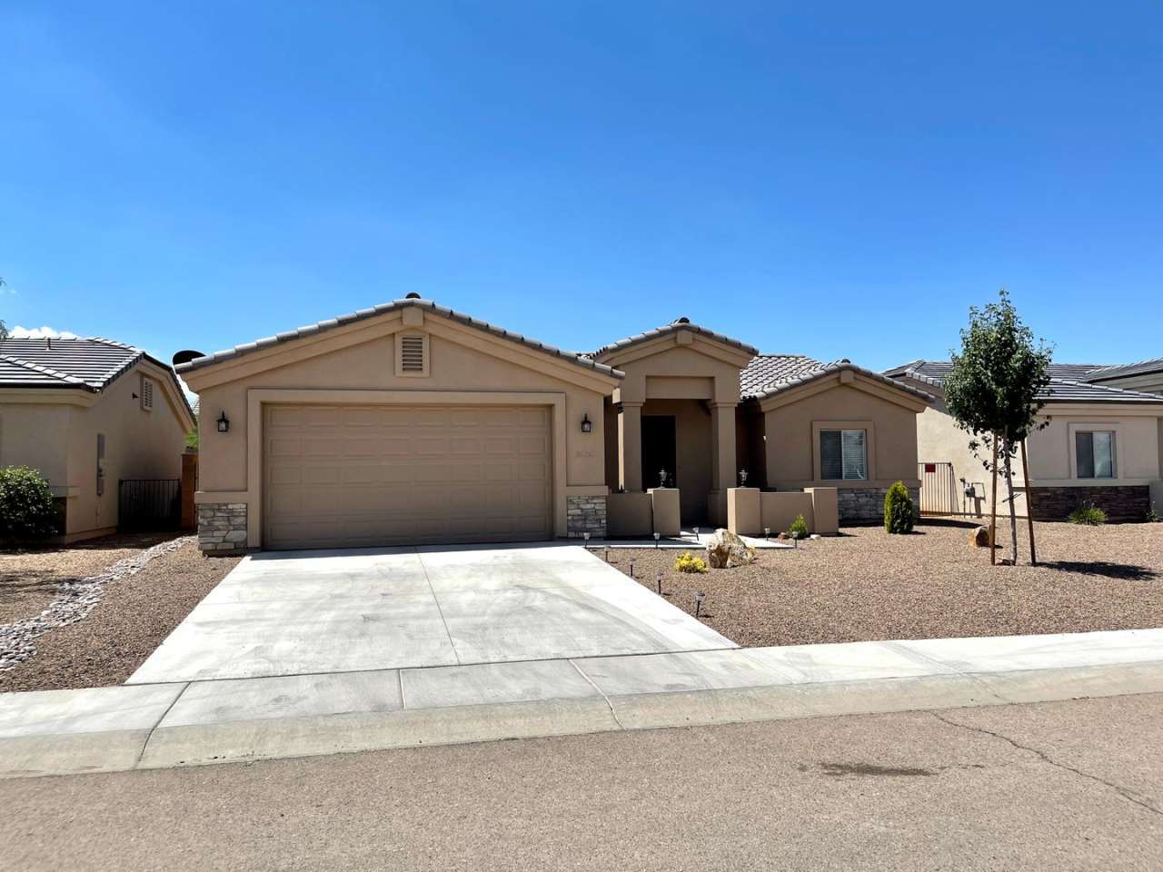 Beautiful 3 Bedroom Home in Gated Community!