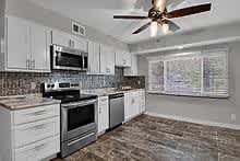 Pet Friendly, Renovated Two Bedroom in Fox School District