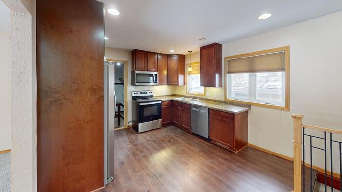 1103 East Indiana Avenue