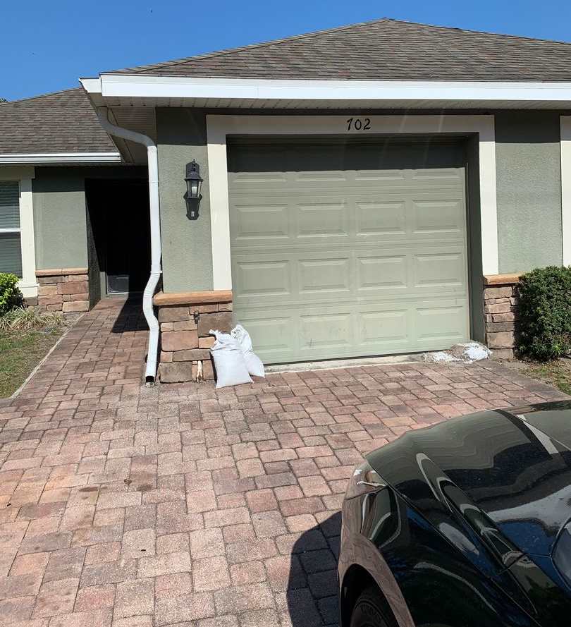 Beautiful 2/2 Duplex w/ Lots of Upgrades