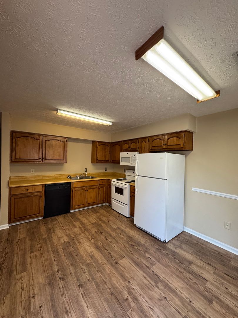 Renovated Duplex in Auburn!