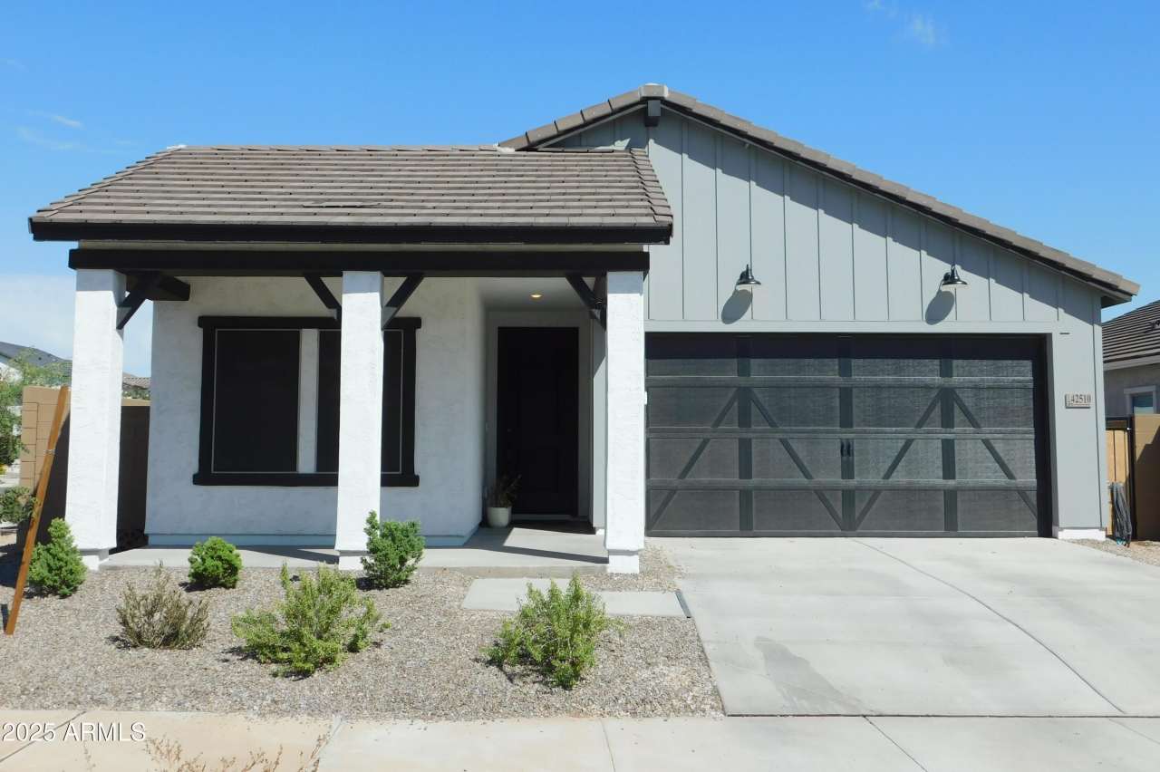 42510 W VINCENT Drive