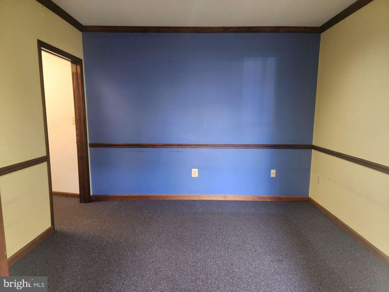 6354 ROLLING MILL Place unit: 103