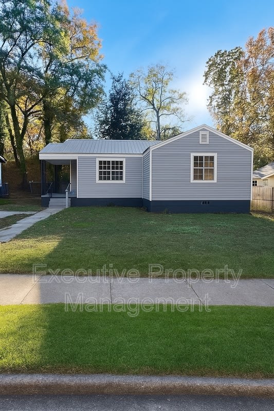 756 Vanderbilt Street