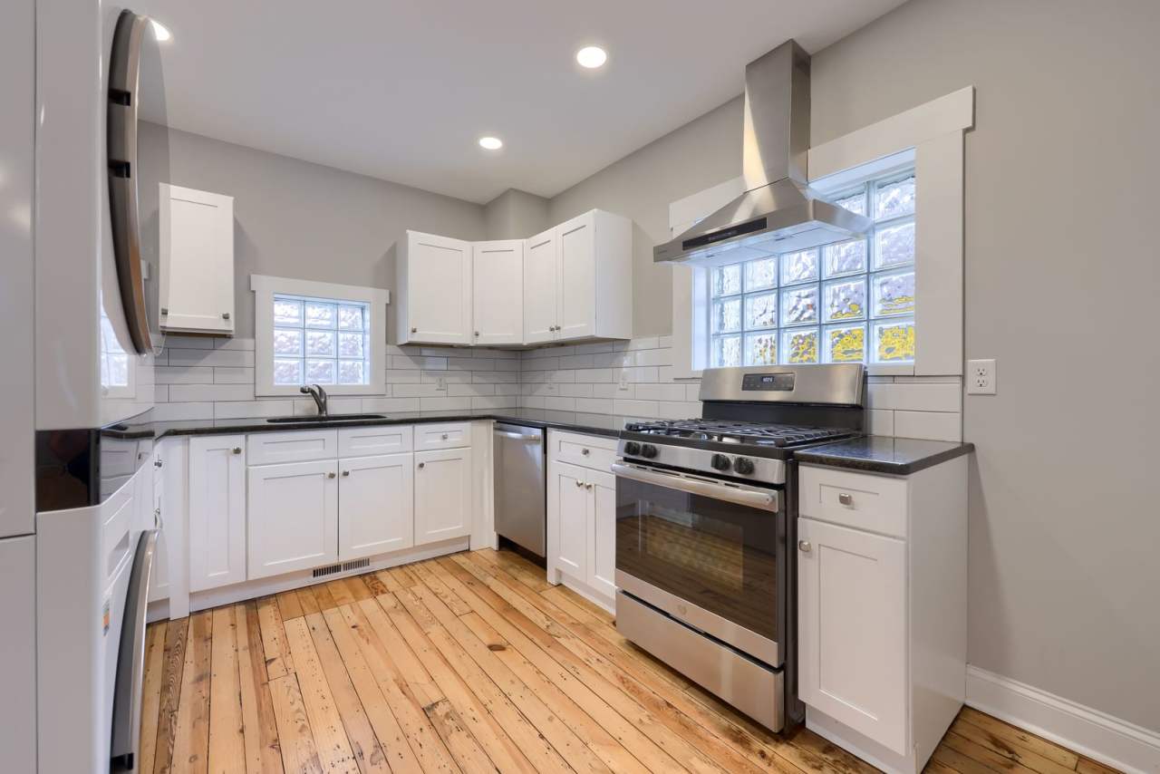 Charming Historic Home at 13 E New Street, Lancaster, PA