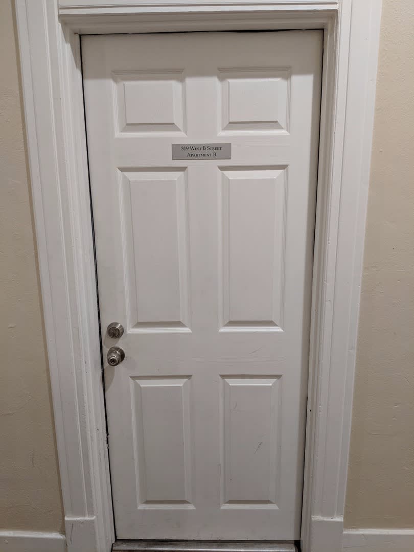 One Bedroom Loft Apartment Available in Historic Downtown Russellville-ALL UTILITIES PAID