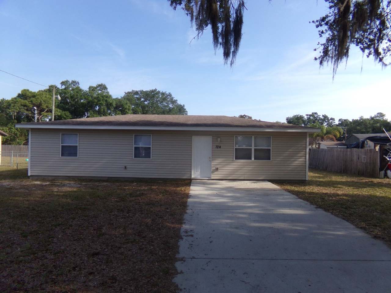 Three-Bedroom Auburndale Home with Large Yard!