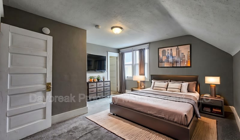 1228 10th Street North - 4