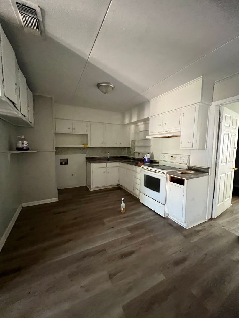 For Lease! Coming June 2025!