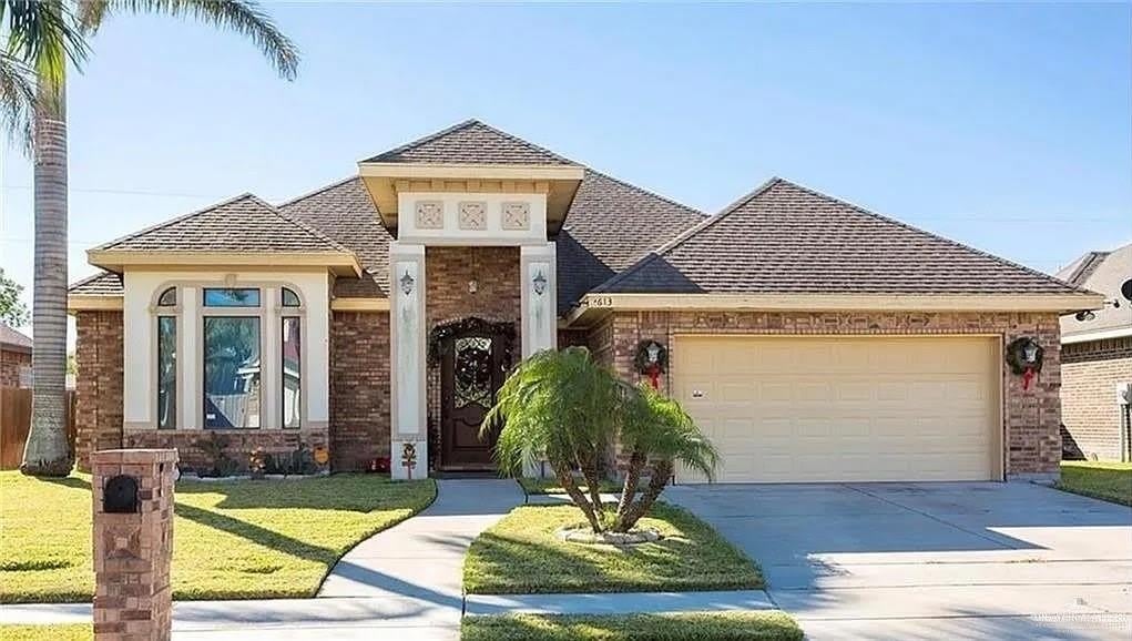 2613 Fairmont Avenue