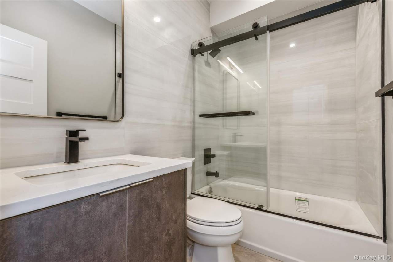 418 Atlantic Avenue unit: 209