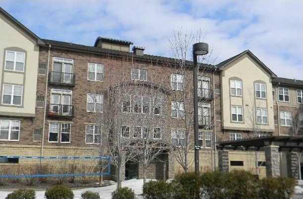 Modern 2-Bedroom in Eden Prairie with Heated Parking and Resort-Style Amenities