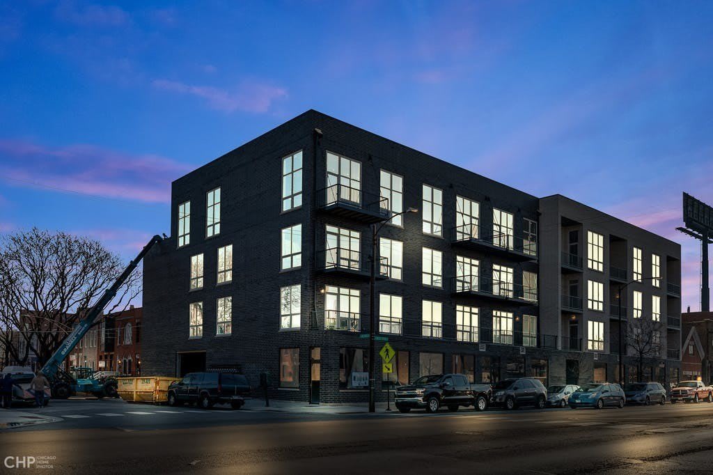 2443 N Western Avenue