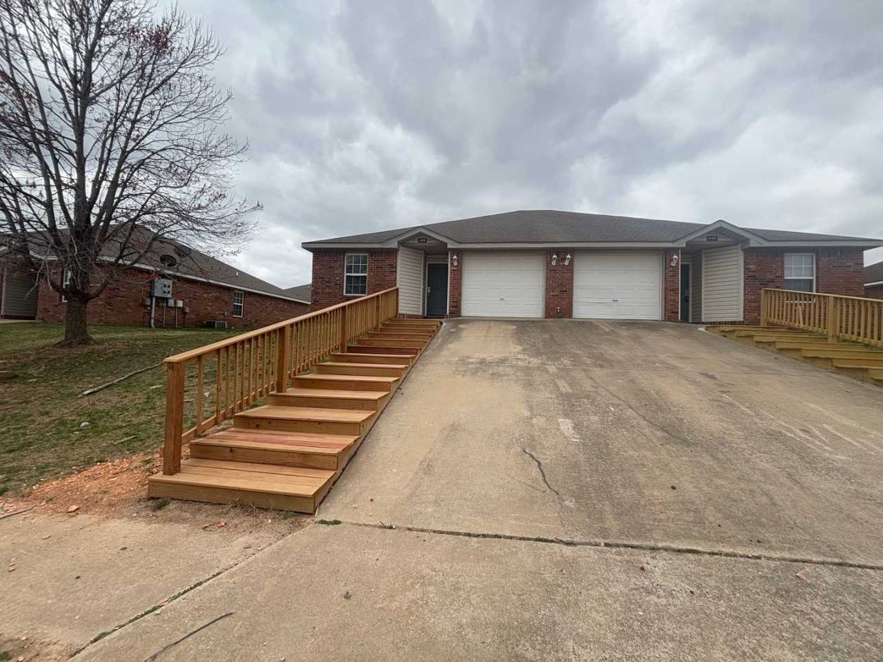 Newly Renovated 3 BR Duplex in Centerton MOVE-IN SPECIAL!!**$300.00 OFF FIRST MONTH'S RENT**