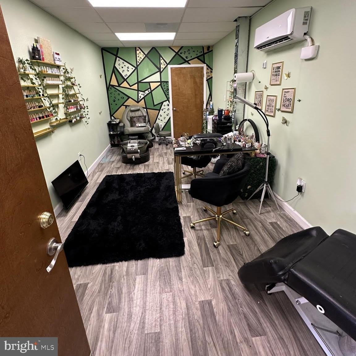 3221 OLD WASHINGTON Road unit: 1