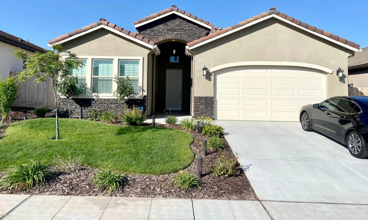 Gorgeous Riverstone 3/2