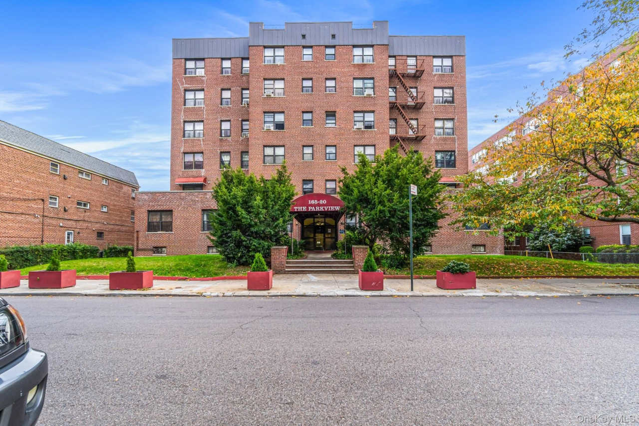 16520 Highland Avenue unit: 303