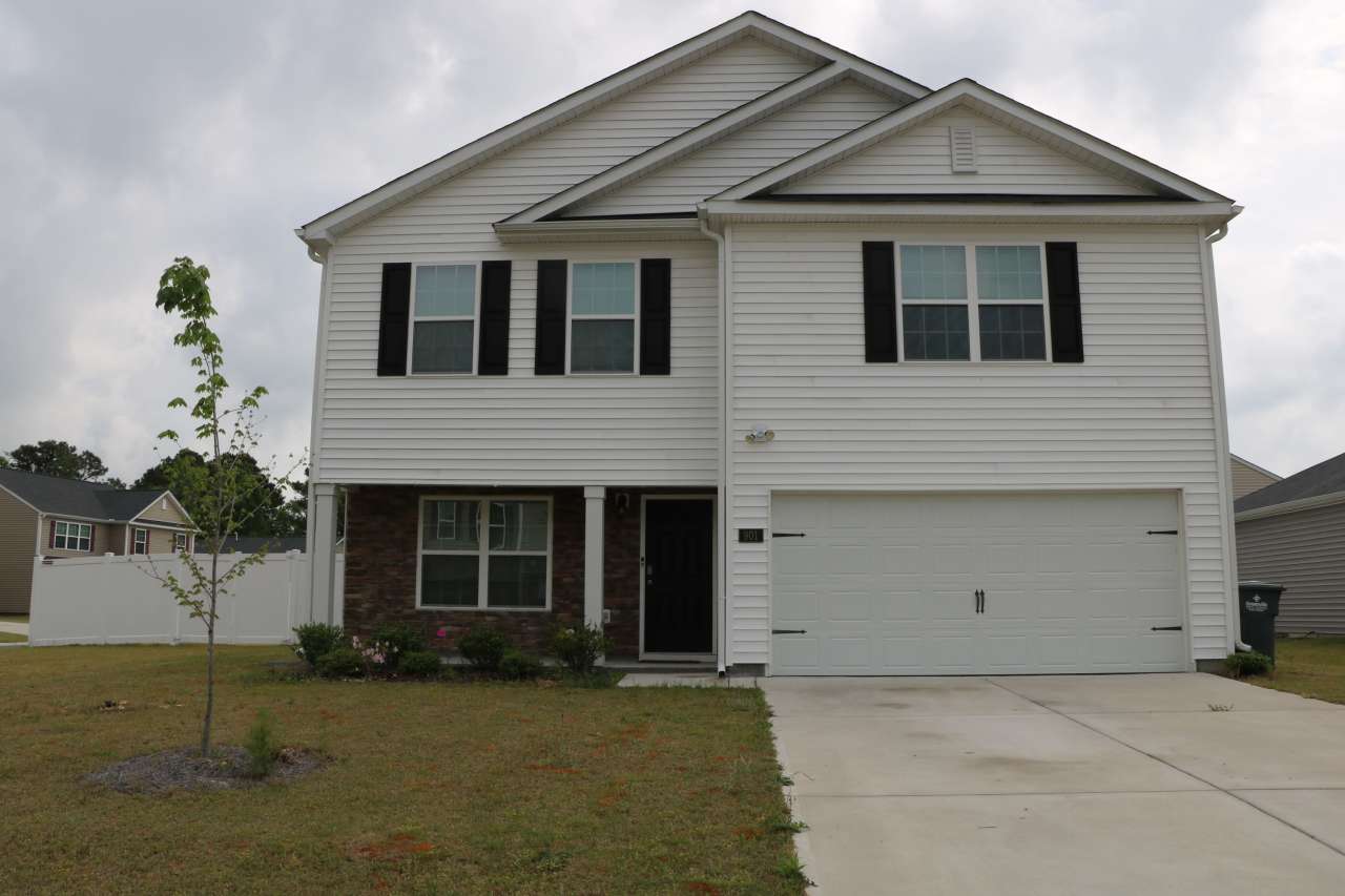 901 Riverstone Drive