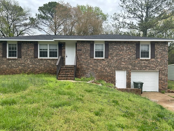 2620 Thornhill Road Northwest