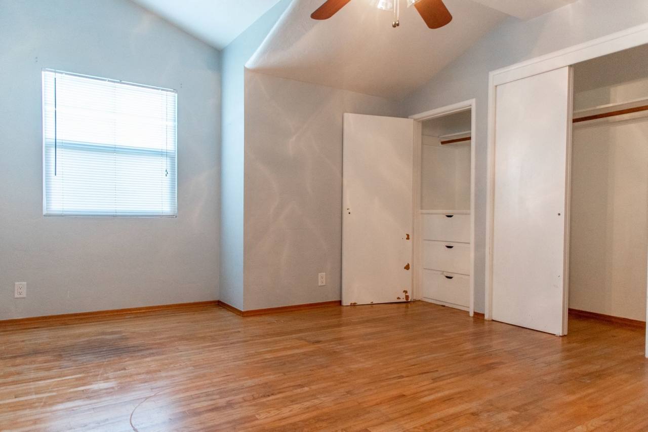 3 bedroom 2 bath renovated home with swimming pool