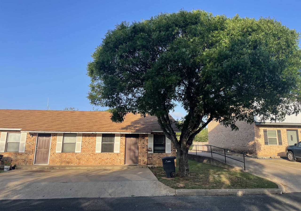 1402 North Adams Street