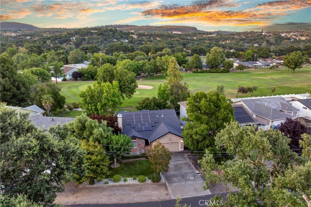 19450 Mountain Meadow S