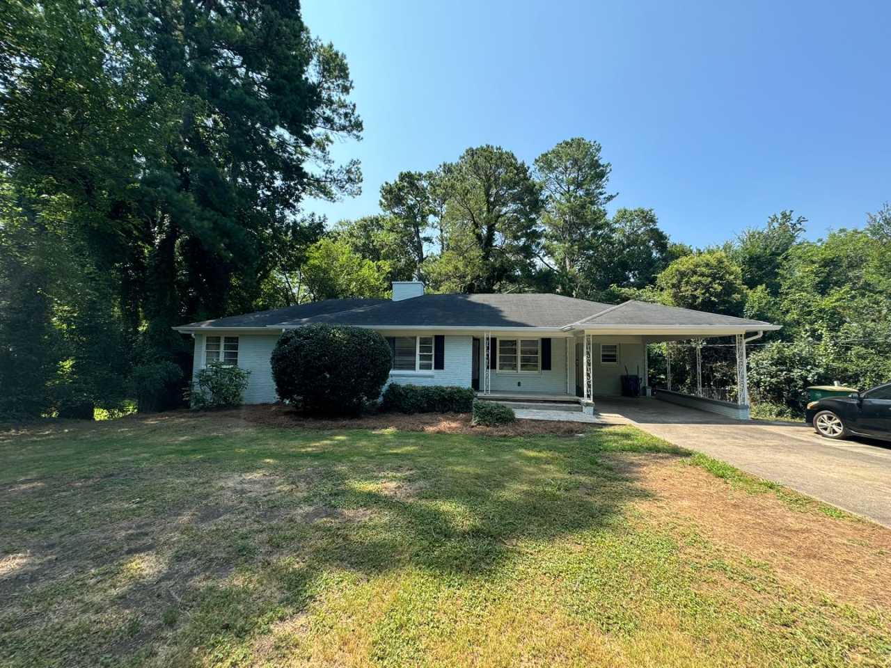 Large 5-Points House off South UGA Campus!