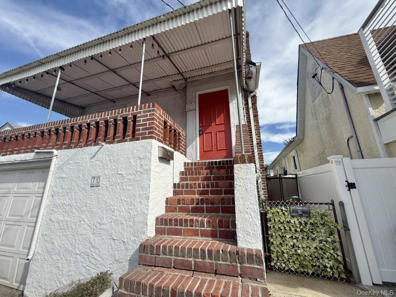 70 Malone Avenue unit: Upper