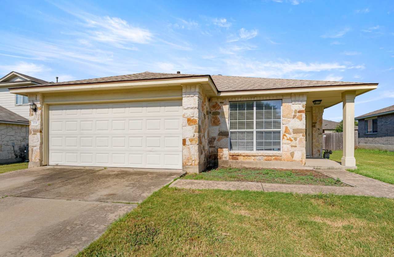 Spacious 3 Bedroom 2 Bathroom Home at 1114 Burgess Dr, Leander!!!