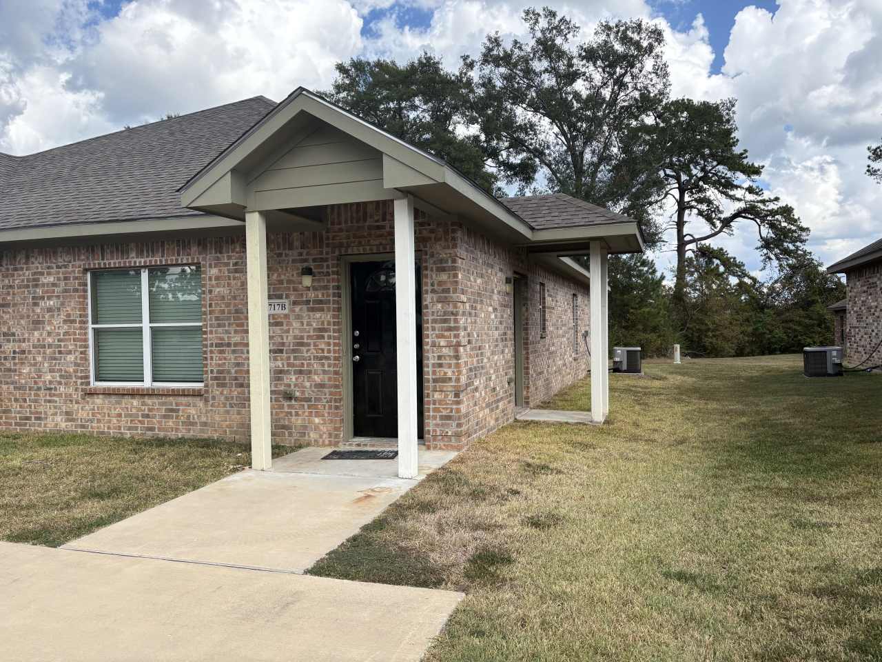 717 Renfro Dr Unit B