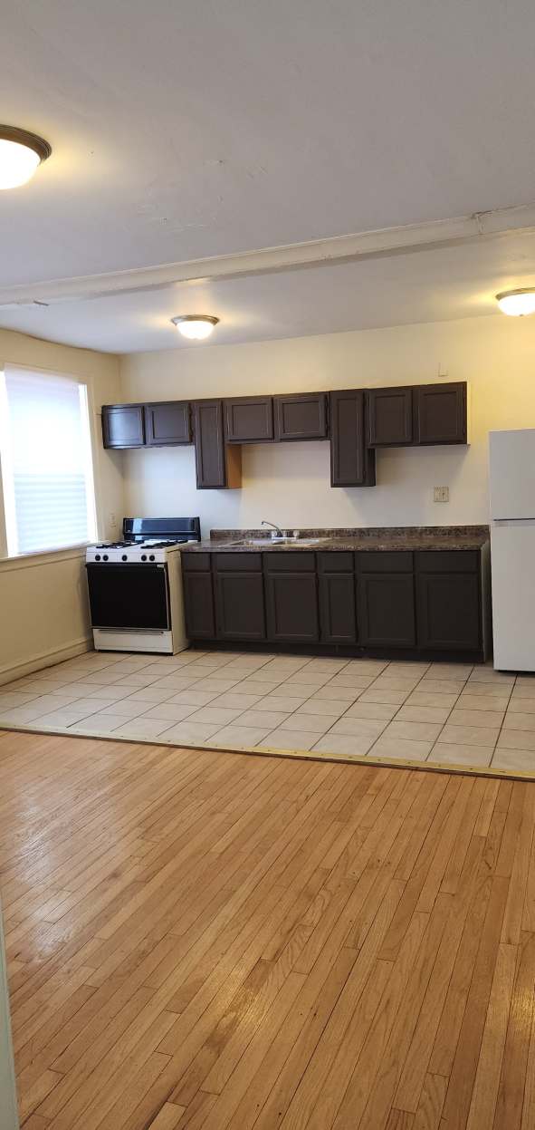 1644 W. 82nd Street # 3