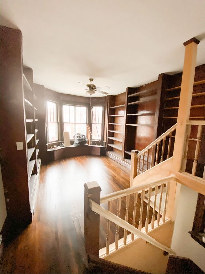 2bed 1.5Bath with Den and Library! Full Historic Remodel!