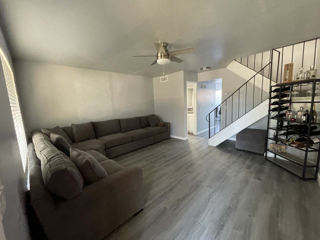 52 West Elliot Street