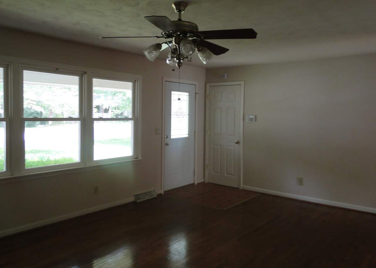 Fenced Backyard In Quiet Neighborhood