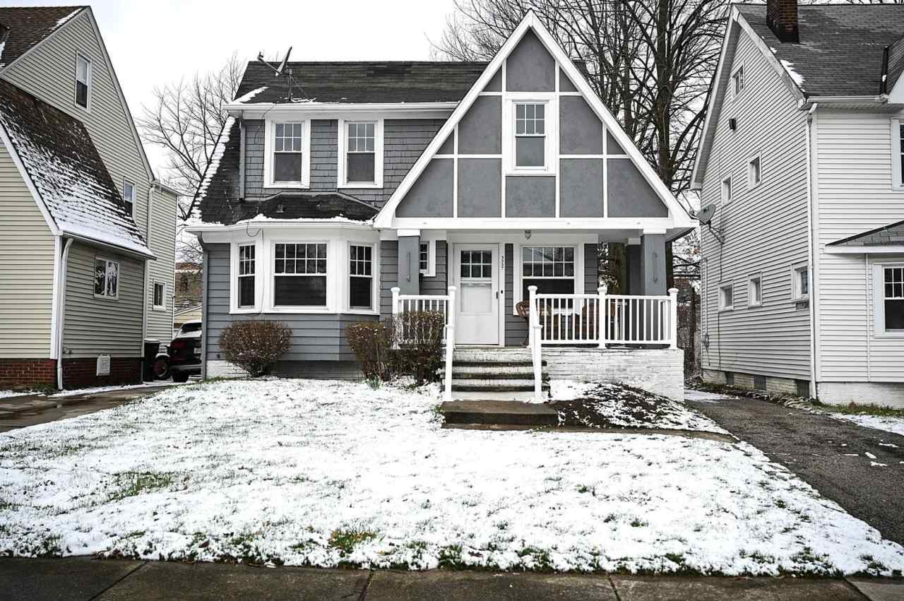 Beautiful Cleveland Heights Home – Prime Location