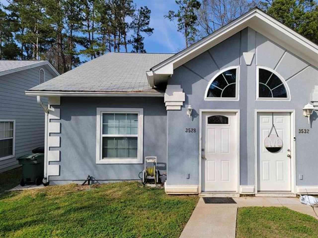 East Tallahassee Townhome Near Fallschase