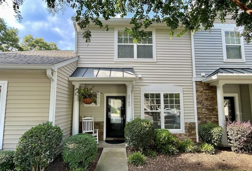 2709 Willow Pines Place