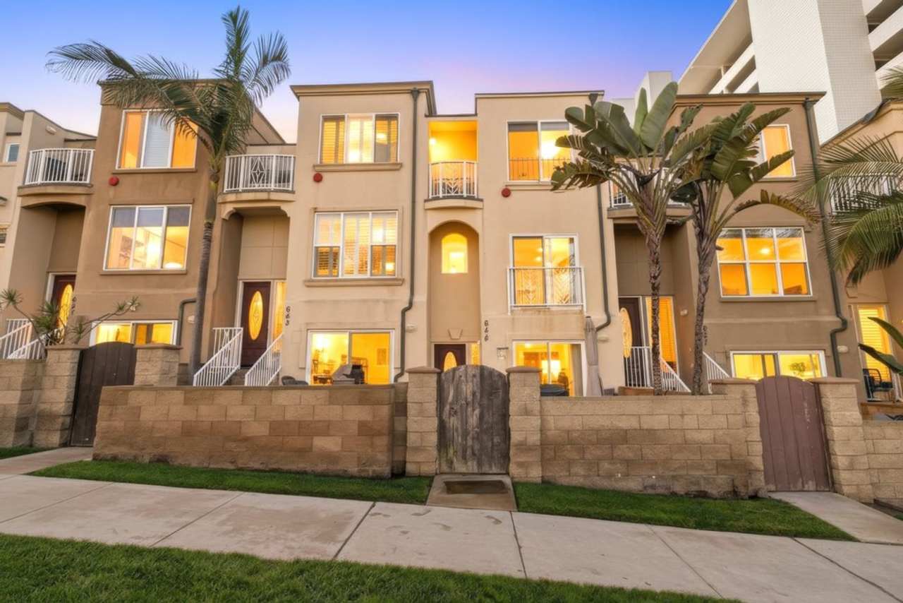 Steps from the Sand - Pacific Beach Townhome, Offered Fully or Partially Furnished