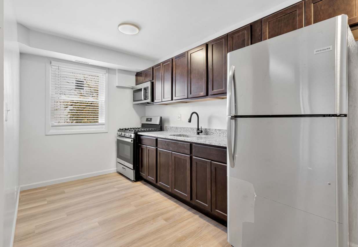 54 Congress Heights LLC